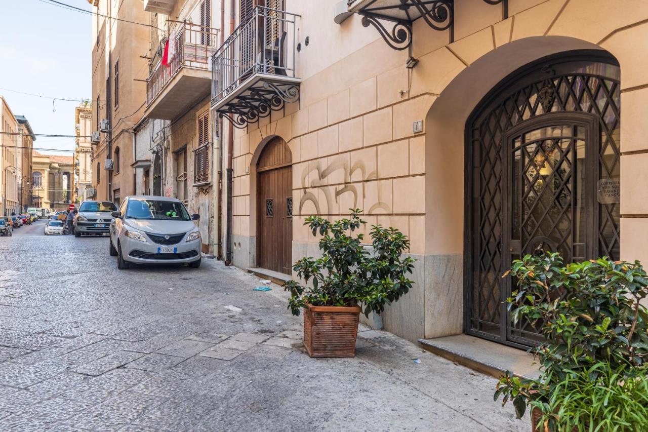 Domus Sicily - La casetta al Massimo Palermo Esterno foto